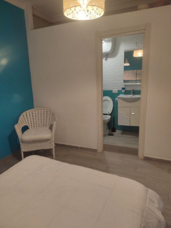 appartamento in affitto a Napoli in zona Chiaia