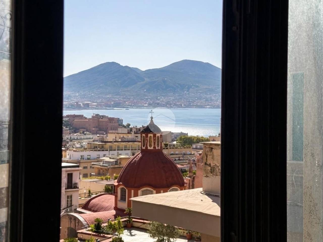 appartamento in affitto a Napoli in zona Chiaia