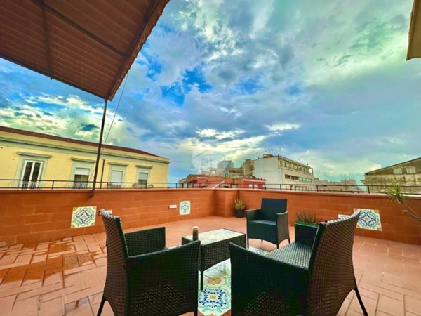 appartamento in affitto a Napoli in zona Montecalvario