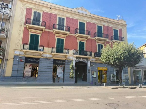 ufficio in affitto a Napoli in zona Secondigliano
