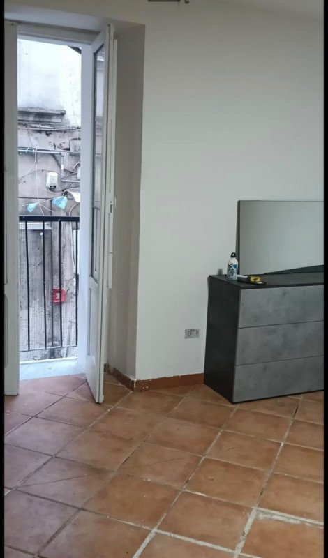 appartamento in affitto a Napoli in zona Stella