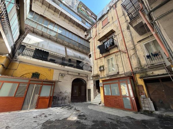 appartamento in affitto a Napoli in zona Centro Antico