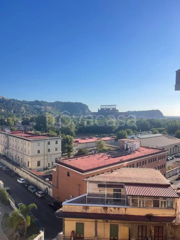 appartamento in affitto a Napoli