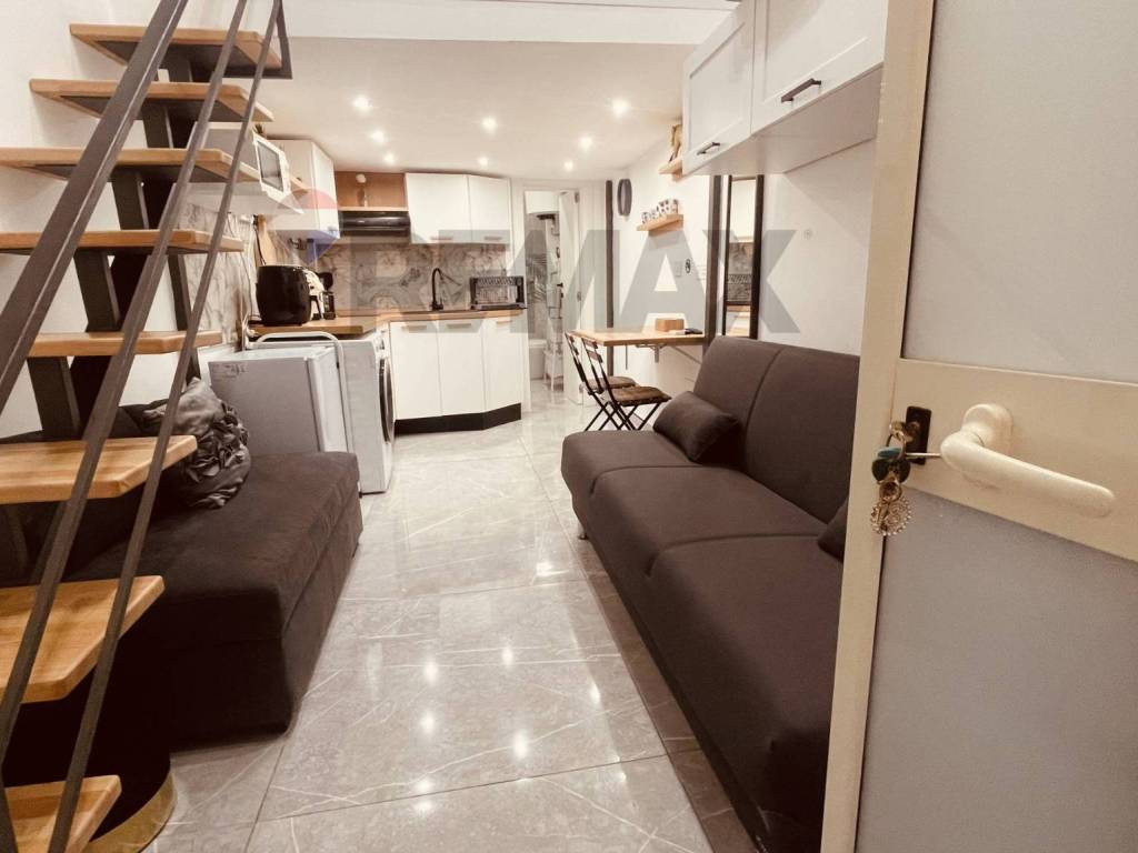 appartamento in affitto a Napoli in zona Pendino / San Giuseppe
