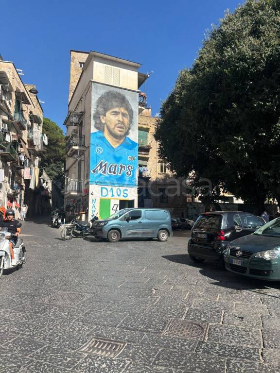 appartamento in affitto a Napoli in zona Stella