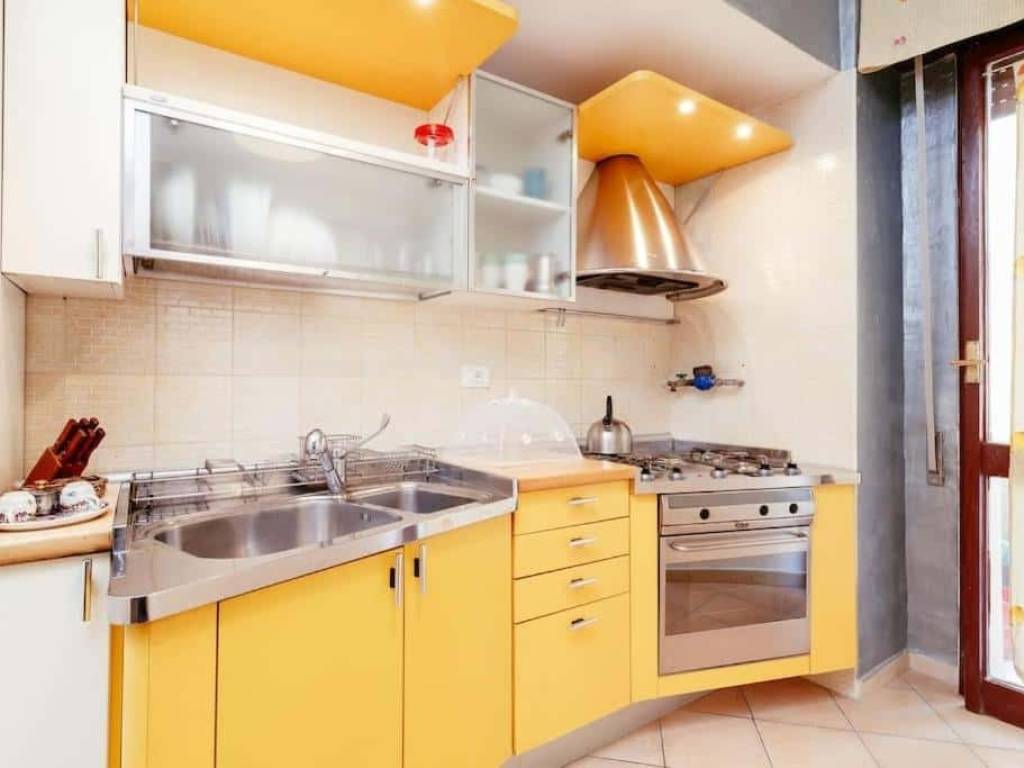 appartamento in affitto a Napoli in zona Bagnoli