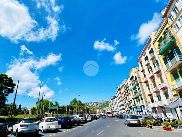 appartamento in affitto a Napoli in zona Chiaia