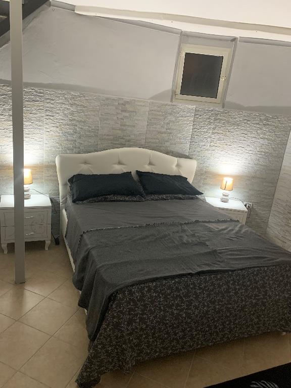 casa indipendente in affitto a Napoli in zona Capodichino