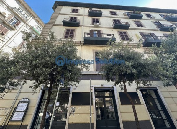 locale commerciale in affitto a Napoli in zona Pendino / San Giuseppe
