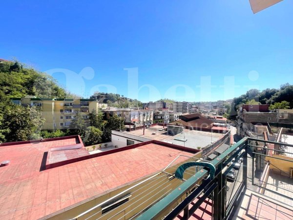 appartamento in affitto a Napoli