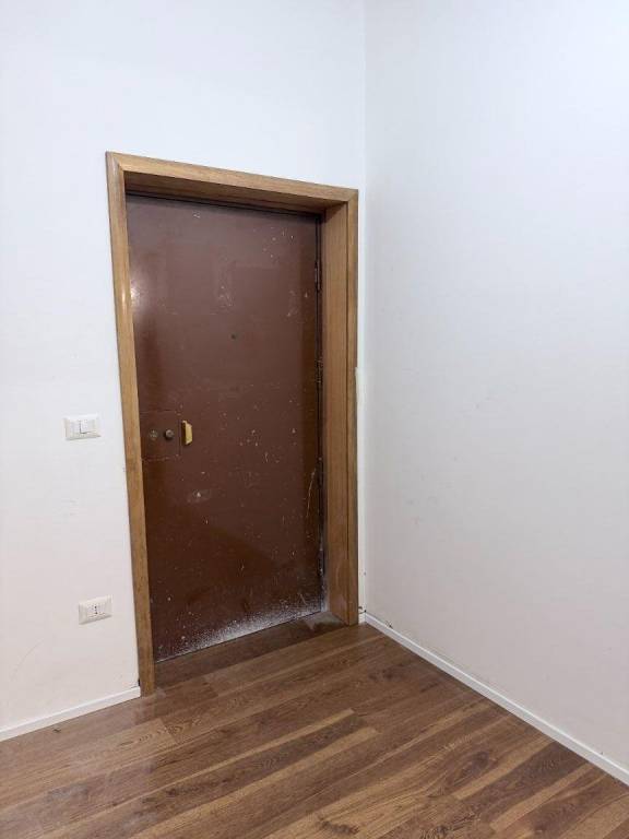 appartamento in affitto a Napoli in zona Chiaia