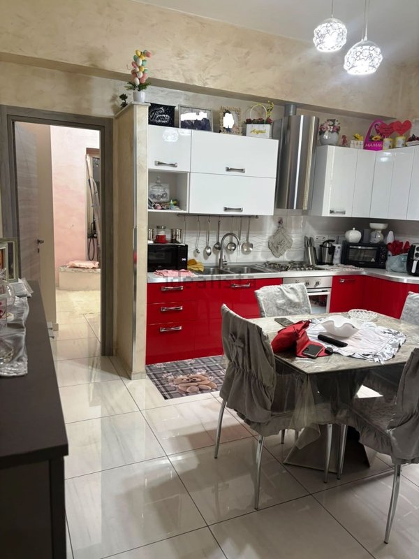appartamento in affitto a Napoli in zona Stella