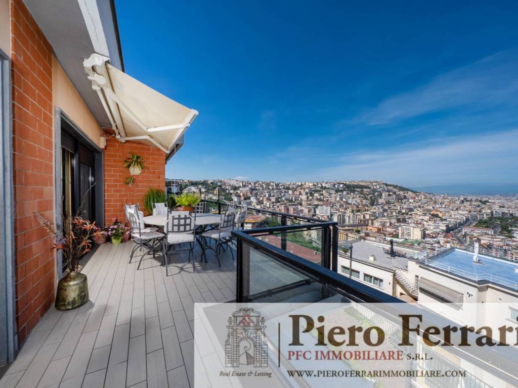 appartamento in affitto a Napoli in zona Posillipo