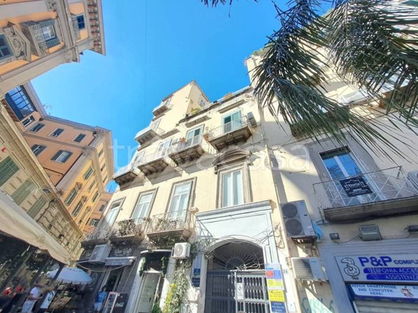 appartamento in affitto a Napoli in zona Porto