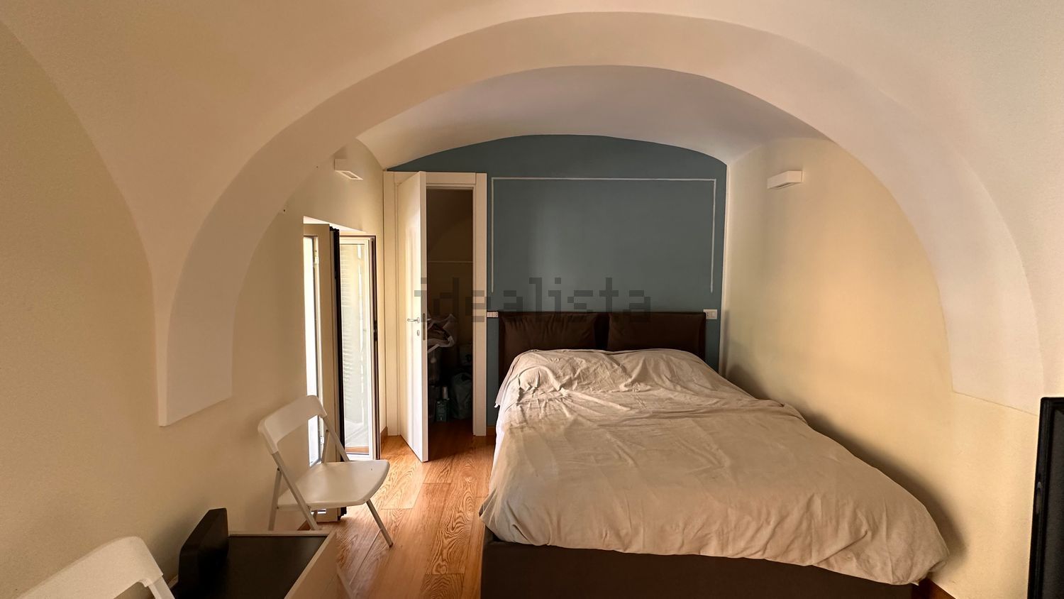 appartamento in affitto a Napoli in zona Chiaia