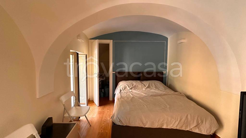 appartamento in affitto a Napoli in zona Chiaia