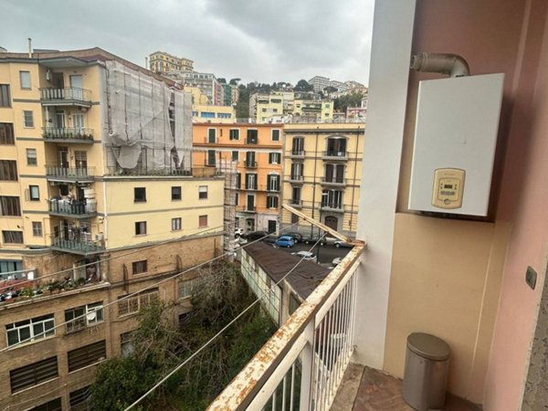 appartamento in affitto a Napoli in zona Chiaia