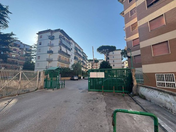 appartamento in affitto a Napoli in zona Capodimonte / Colli Aminei