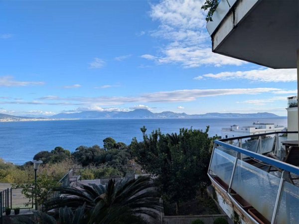 appartamento in affitto a Napoli in zona Posillipo