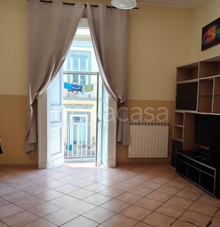appartamento in affitto a Napoli in zona Stella