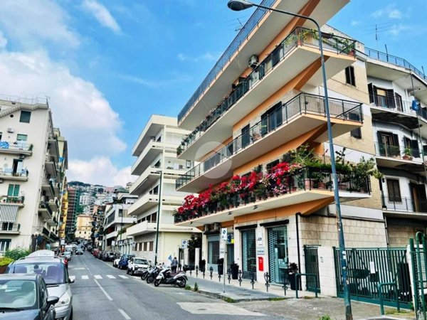 appartamento in affitto a Napoli in zona Chiaia