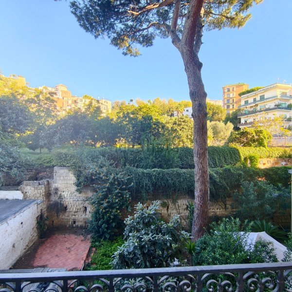 appartamento in affitto a Napoli in zona Posillipo