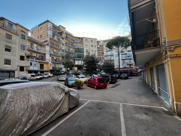 appartamento in affitto a Napoli in zona San Carlo all'Arena