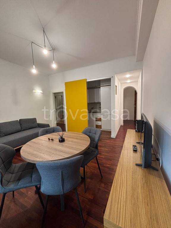 appartamento in affitto a Napoli