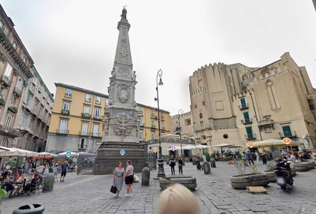 appartamento in affitto a Napoli in zona Centro Antico