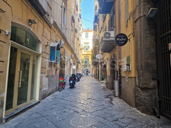 appartamento in affitto a Napoli in zona Chiaia