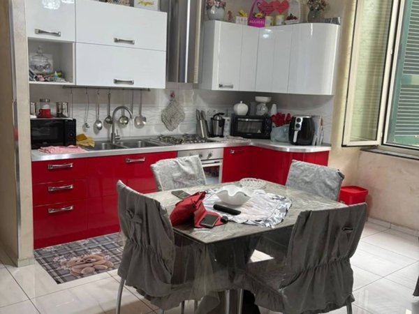 appartamento in affitto a Napoli in zona Stella