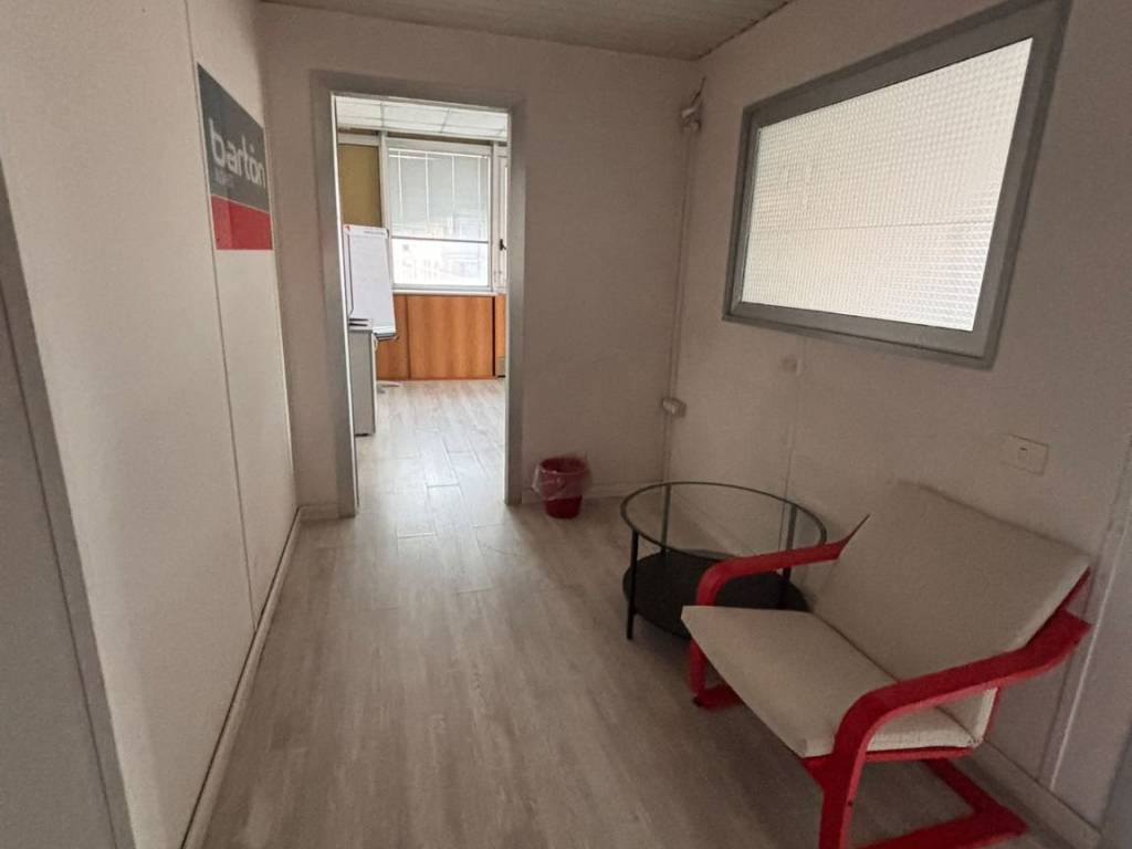 ufficio in affitto a Napoli in zona Zona Industriale-Ferrovia