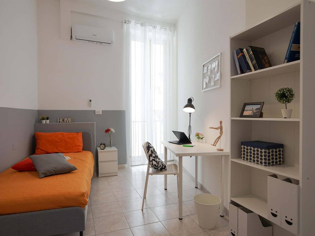 appartamento in affitto a Napoli in zona Stella