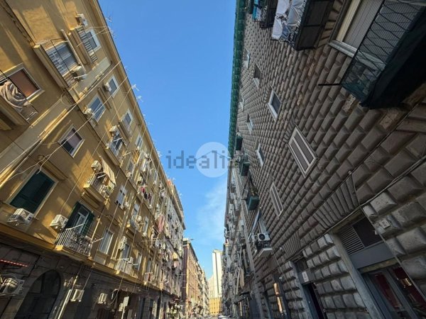 ufficio in affitto a Napoli in zona Vicaria