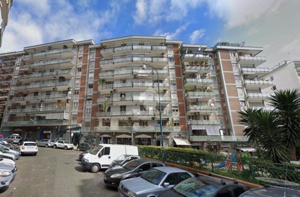 appartamento in affitto a Napoli in zona Stella