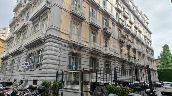 appartamento in affitto a Napoli in zona Chiaia