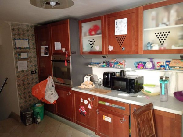 appartamento in affitto a Napoli in zona Stella