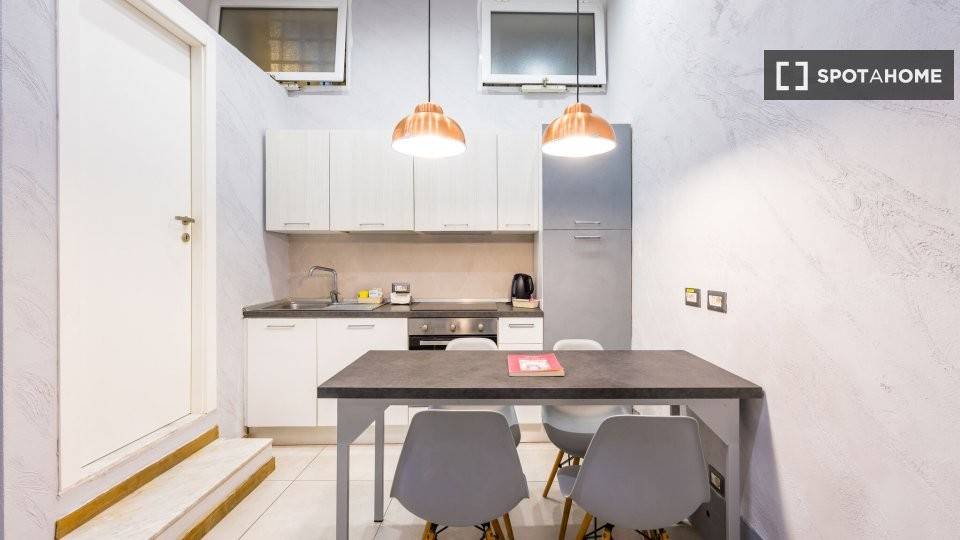 appartamento in affitto a Napoli in zona San Lorenzo