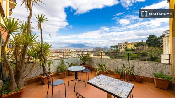 appartamento in affitto a Napoli in zona Montecalvario