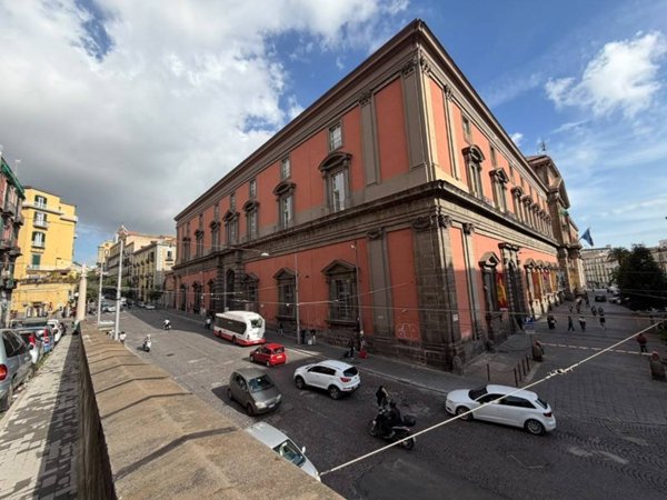 appartamento in affitto a Napoli in zona Avvocata