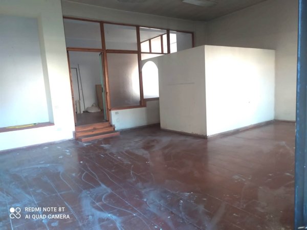 locale commerciale in affitto a Nola