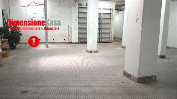 locale di sgombero in affitto a Nola