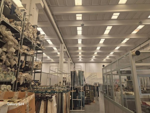 capannone in affitto a Nola