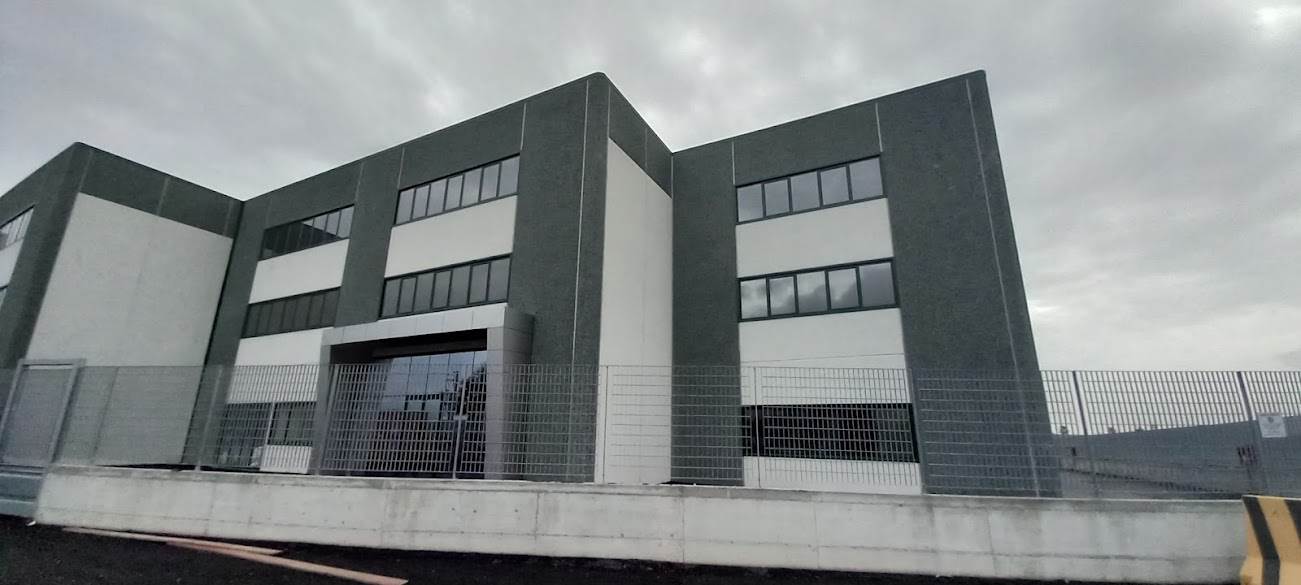 ufficio in affitto a Nola in zona Polvica