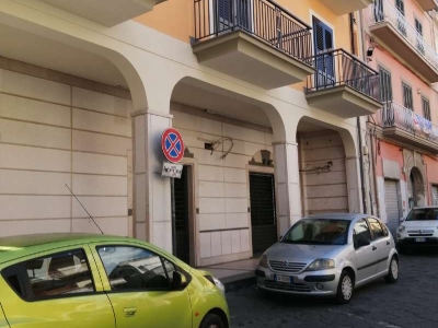 negozio in affitto a Nola
