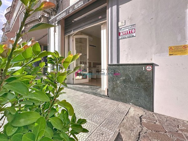 locale commerciale in affitto a Nola