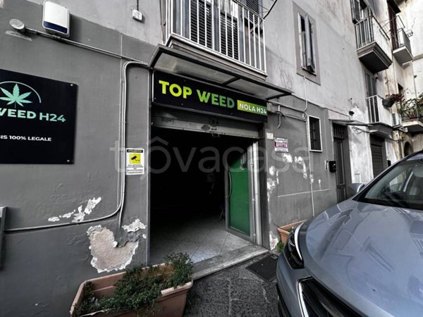 negozio in affitto a Nola