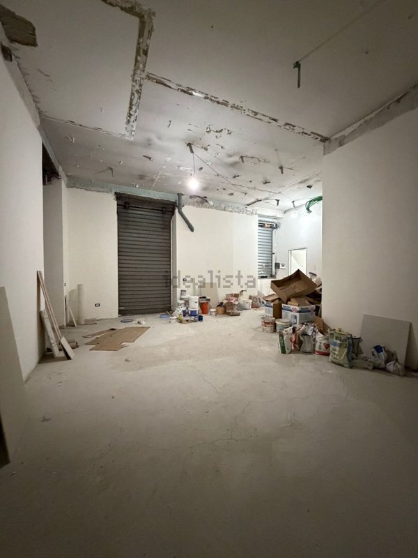 locale commerciale in affitto a Nola