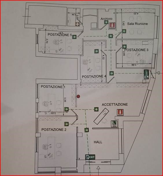 locale commerciale in affitto a Nola