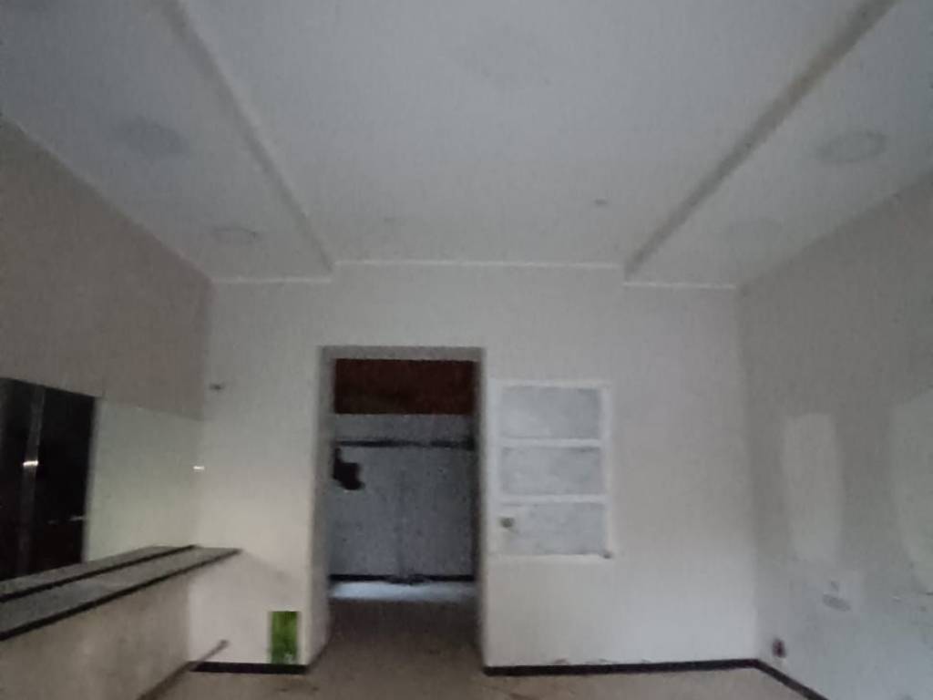 negozio in affitto a Nola